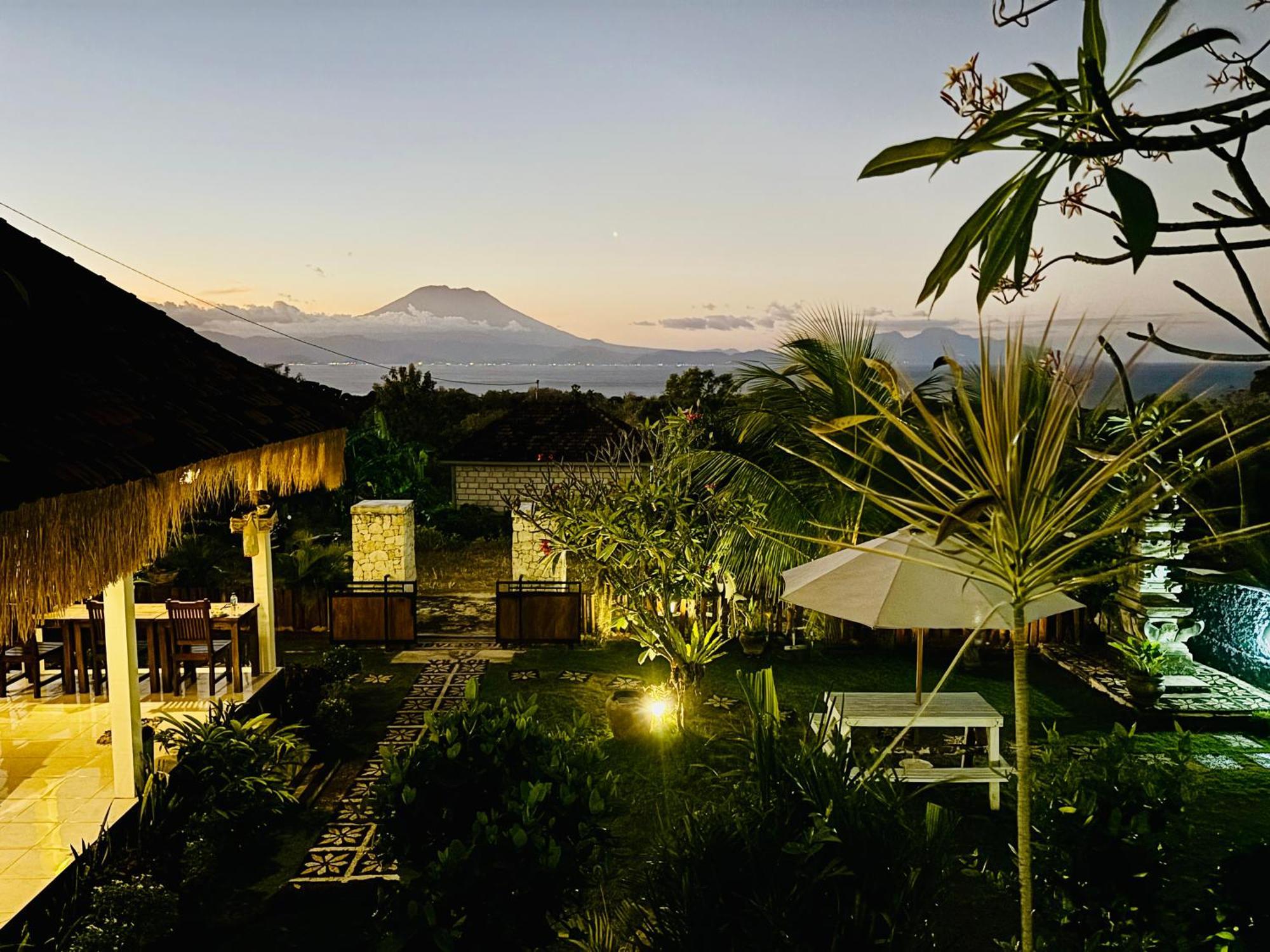ฮอตรา ฮิลล์ คอตเทจ Hotel Batununggul ภายนอก รูปภาพ